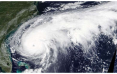 NASA卫星提供了一个大型飓风Humberto的视图