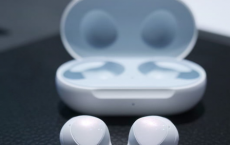 Apple AirPods 三星Galaxy Buds无线耳塞都在降价