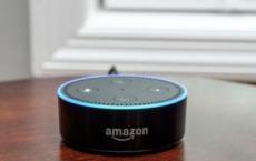Google助手Alexa主播iHome最新的智能闹钟产品线