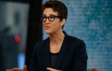 MSNBC主播Rachel Maddow在CW的蝙蝠女秀中反复扮演角色