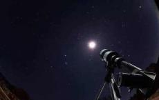 加入我们的天文馆探索即将到来的秋日观星和开创性的天文学发现