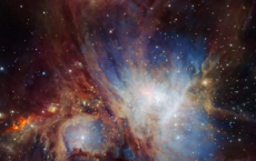 ESO的超大望远镜同伴深入猎户座大星云的心脏