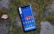 配备大型滑出式QWERTY键盘的Android 9.0智能手机可能很快成为现实