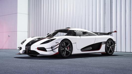 Koenigsegg于今年早些时候在日内瓦车展上推出了One：1超级跑车