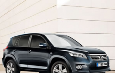 丰田在日内瓦展示改款的RAV4和Auris混合动力车