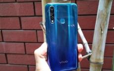 带有钻石形后置摄像头模块的TENAA上的Vivo V17