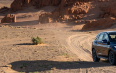 英菲尼迪通过其QX系列SUV支持戈壁沙漠探险