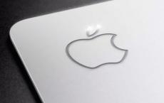 Apple将在今年夏天推出自己的免费信用卡