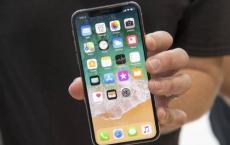 苹果iPhone的收入下降了12％但可穿戴设备是苹果第三季度