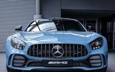 2020年的梅赛德斯- amg CLA 45在接近发布之际