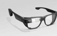谷歌很早以前就为消费者摆脱了名为Glass的增强现实眼镜