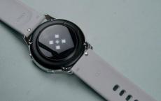 三星计划在Galaxy Watch Active 2上反映最好的Apple Watch功能