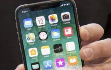 请问ipone官网买手机好还是深圳苹果专卖店买靠谱