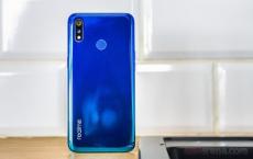 Realme C2评论 电池寿命长但显示效果会更好