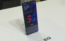 推出采用Snapdragon 855 Plus和48MP相机的Vivo iQOO