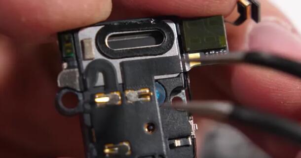 谷歌Pixel 4 XL拆解揭秘索利雷达芯片及内部设计