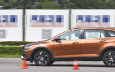 评测骏派CX65刹车距离几米及骏派CX65动力怎么样 