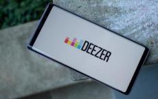 串流到Chromecast时 Deezer会在屏幕上显示歌词