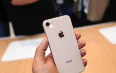 维修店泄漏了2019年的iPhone逻辑板暗示了引擎盖下的重大变化