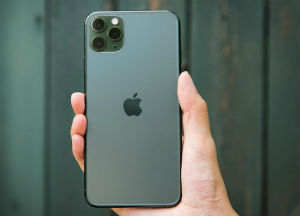 iPhone 11 Pro Max后置三摄像头