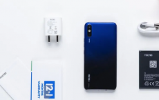 Tecno Spark Go拆箱和第一印象 预算中的水滴显示电话