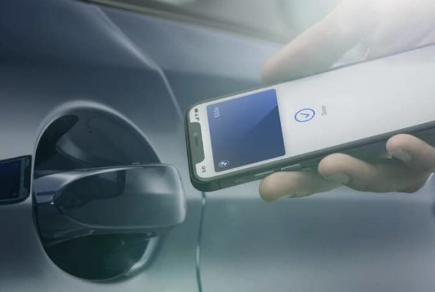 iOS 14中的苹果CarKey可以让你用iPhone解锁宝马汽车