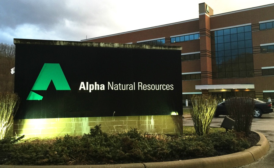 Alpha Natural高管因未能披露1亿美元负债而面临欺诈指控 