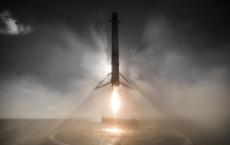 SpaceX正式成为向国际空间站运送货物的老职业选手