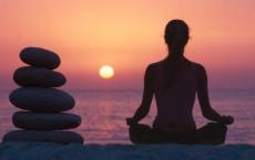 研究人员将冥想和瑜伽视为辅助治疗