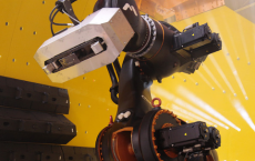 机器人现在可以负责轧机的再轧过程 