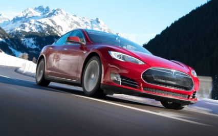 特斯拉Model S是一款令人印象深刻的电动汽车 